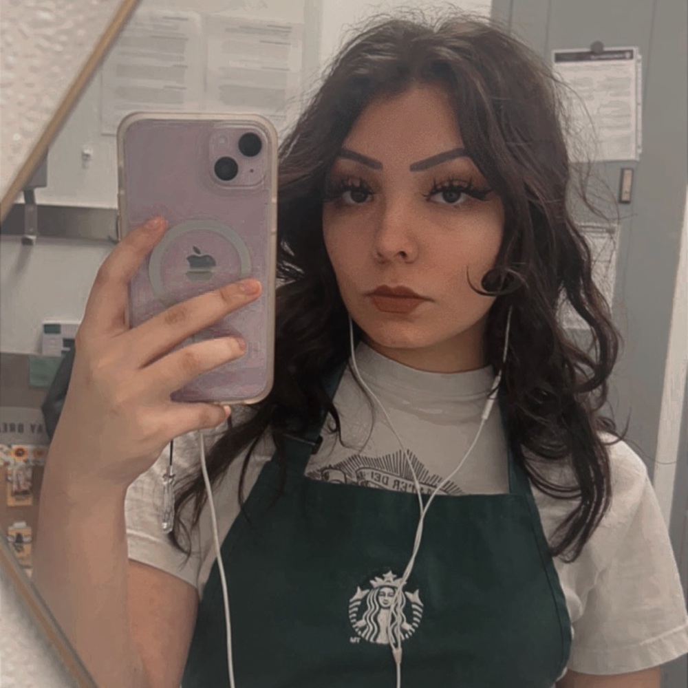 Meet your Posher, Katelynn